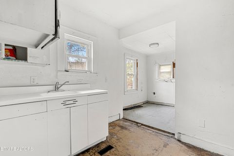 Tiny photo for 1629 Lenland Ave, Knoxville, TN 37920 (MLS # 1324595)