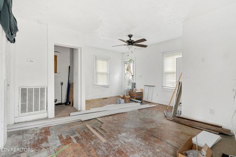 Tiny photo for 1629 Lenland Ave, Knoxville, TN 37920 (MLS # 1324595)