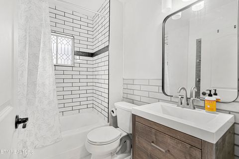 Tiny photo for 1629 Lenland Ave, Knoxville, TN 37920 (MLS # 1324595)