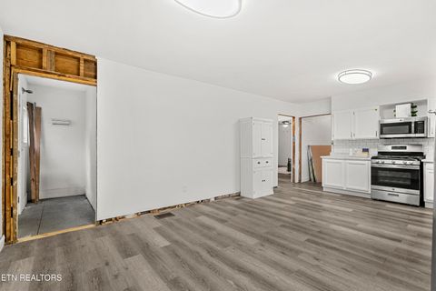 Tiny photo for 1629 Lenland Ave, Knoxville, TN 37920 (MLS # 1324595)