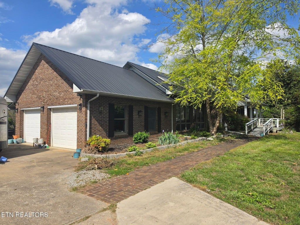 Photo of 391 Underwood Grove Rd, Cumberland Gap, TN 37724 (MLS # 1336695)
