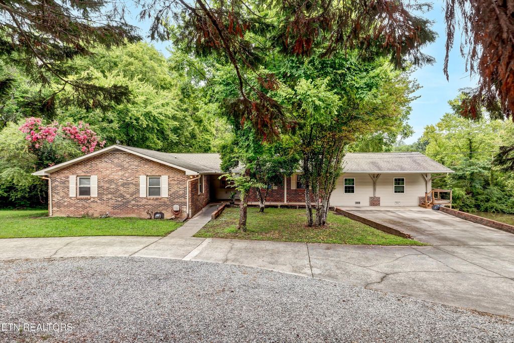 Photo of 4452 Miser Station Rd, Friendsville, TN 37737 (MLS # 1284846)