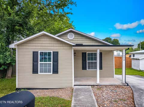 Photo of 608 Middle St, Maryville, TN 37804 (MLS # 1348118)