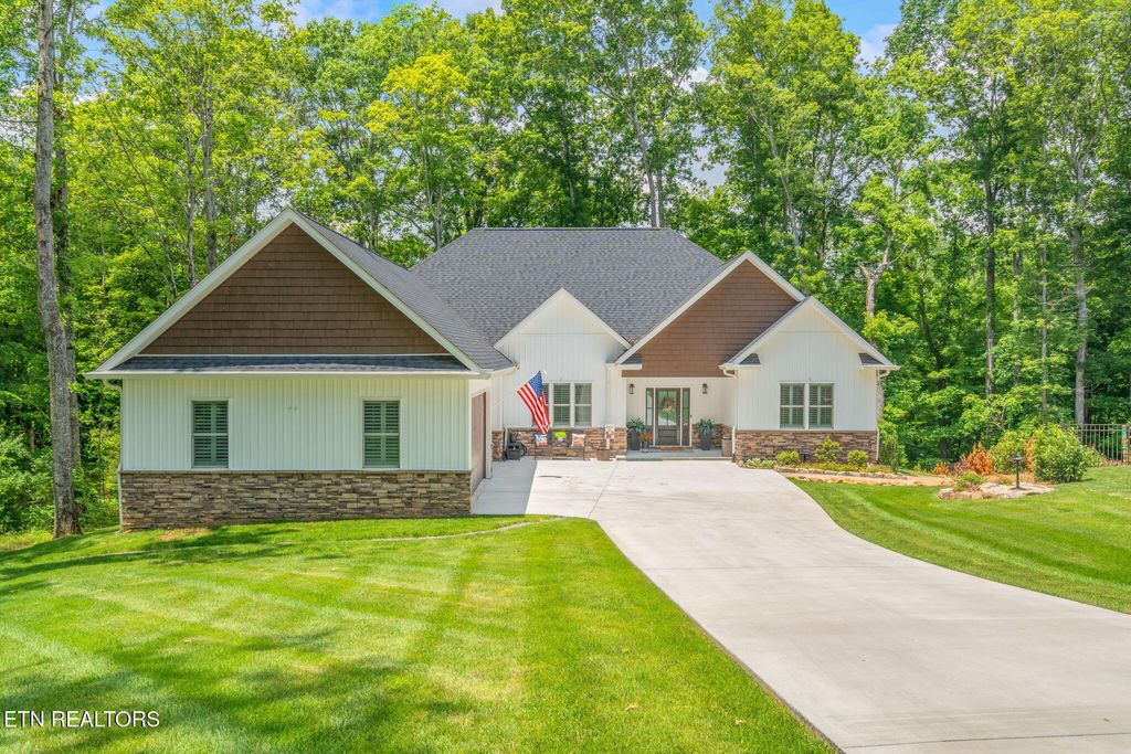 Photo of 285 Odali Tr, Loudon, TN 37774 (MLS # 1304119)