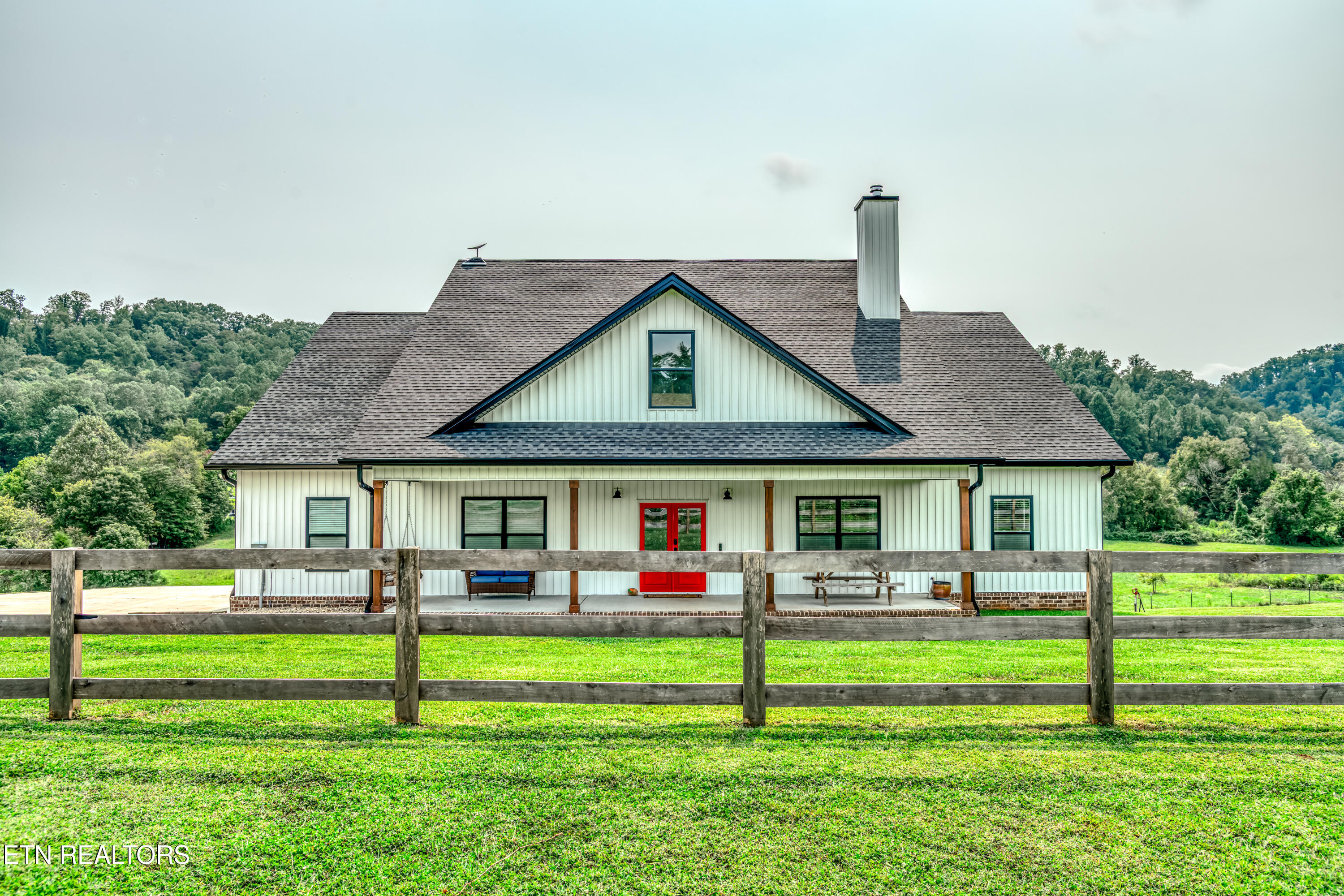 112 Old Hickory Valley Rd
