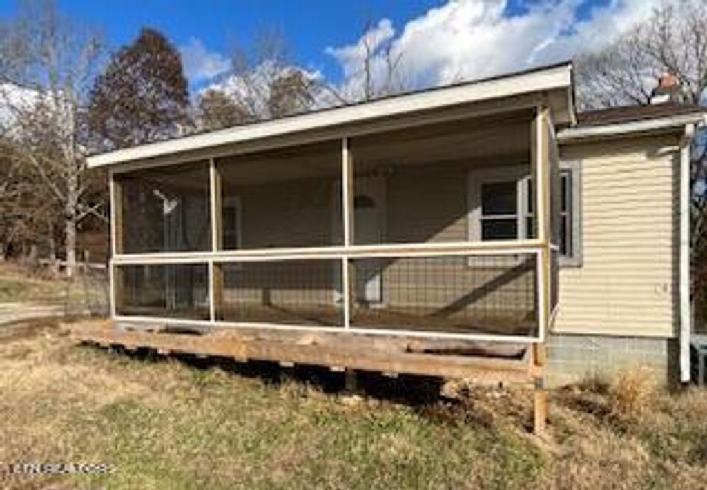 Photo of 320 Welcome Lane, Strawberry Plains, TN 37871 (MLS # 1247181)