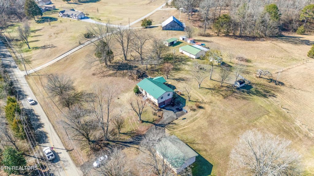 Photo of 9347 Strawberry Plains Pike, Strawberry Plains, TN 37871 (MLS # 1288237)