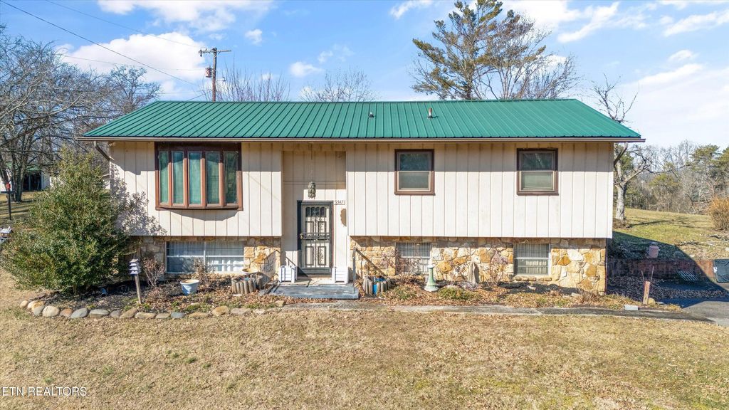 Photo of 9347 Strawberry Plains Pike, Strawberry Plains, TN 37871 (MLS # 1288237)