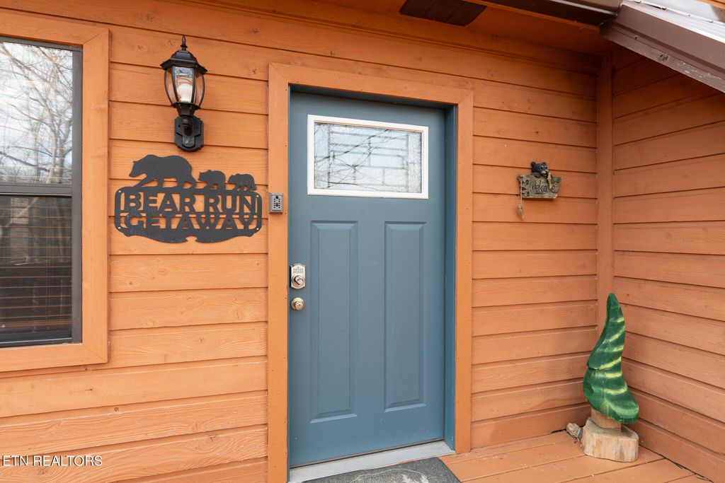 Photo of 1136 Laddie Buck Lane, Gatlinburg, TN 37738 (MLS # 1291891)