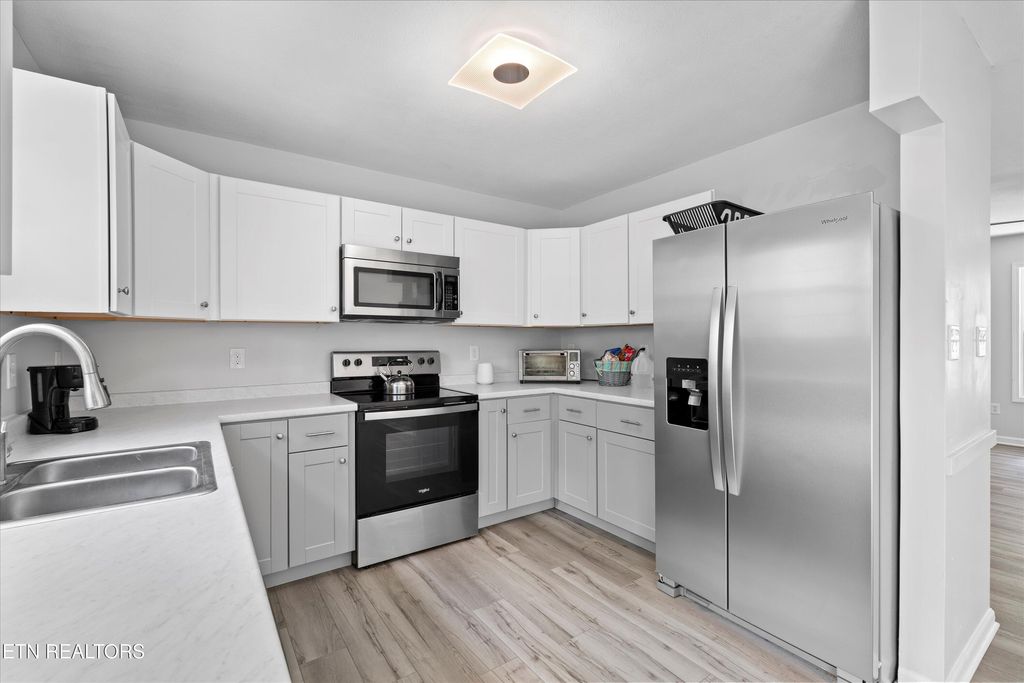 Photo of 3844 Isaac Ave, Morristown, TN 37814 (MLS # 1315713)