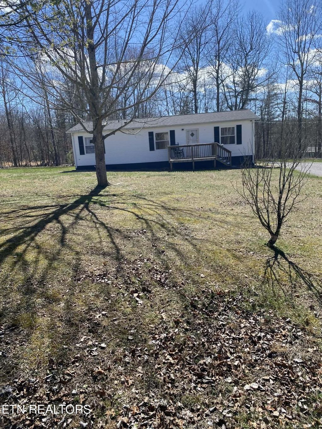 Photo of 631 Merrimac Tr, Crossville, TN 38572 (MLS # 1333133)