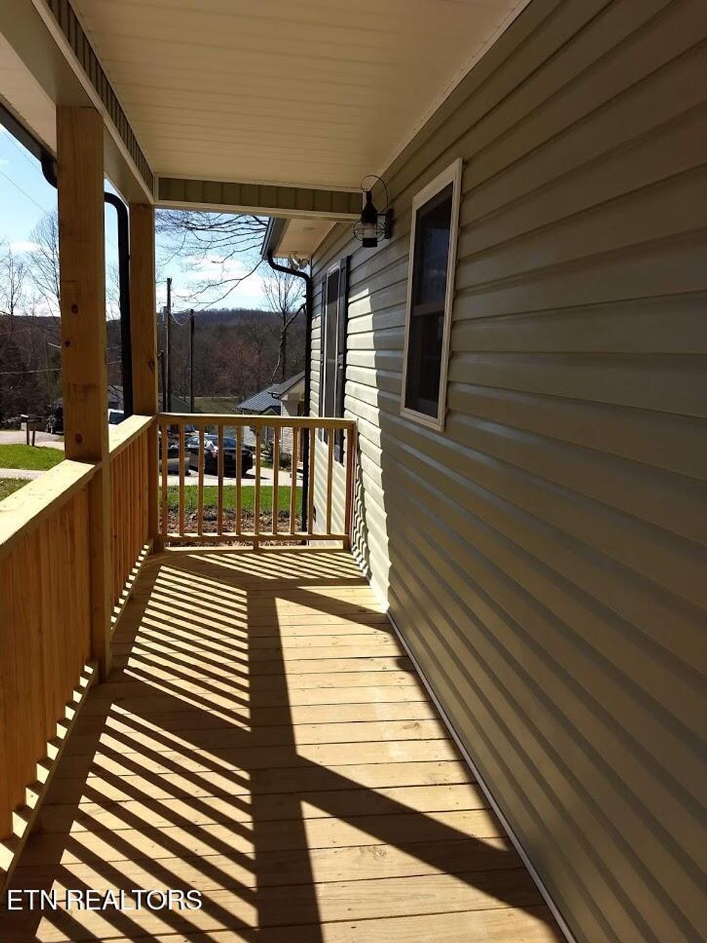 Photo of 528 Siever Rd, Crossville, TN 38572 (MLS # 1324954)