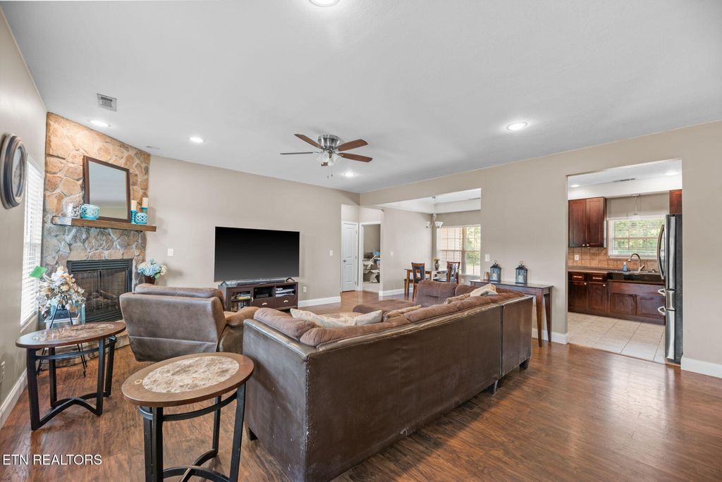 Photo of 103 Wilson Lane, Andersonville, TN 37705 (MLS # 1316481)