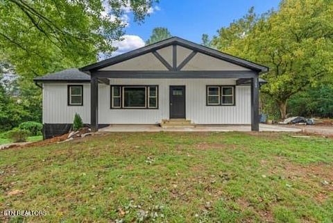 Photo of 1384 Coal Hill Rd, Harriman, TN 37748 (MLS # 1326449)