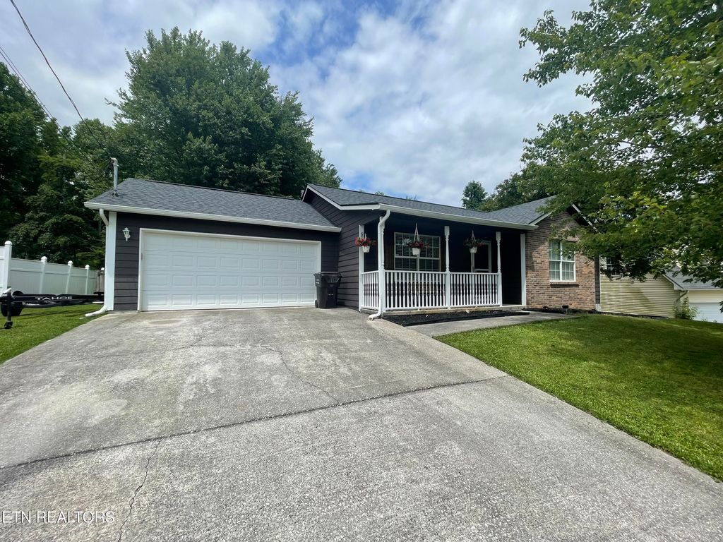 Photo of 8272 Oak Terrace Lane, Powell, TN 37849 (MLS # 1330769)