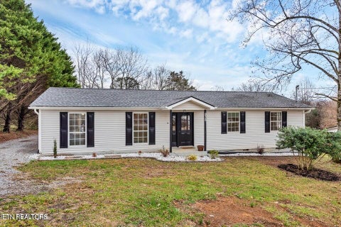 Photo of 936 Coker Rd, Maryville, TN 37801 (MLS # 1358323)