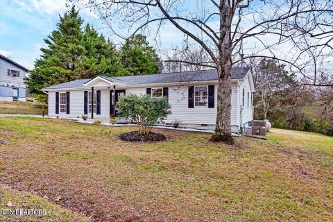 Tiny photo for 936 Coker Rd, Maryville, TN 37801 (MLS # 1358323)