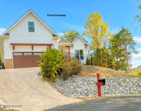 305 Kawga Loudon TN 37774