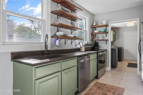 Tiny photo for 266 W Lincoln Rd, Alcoa, TN 37701 (MLS # 1338238)