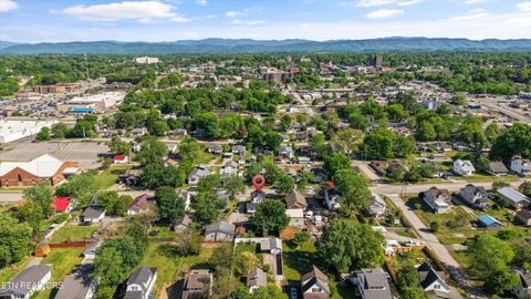 Tiny photo for 266 W Lincoln Rd, Alcoa, TN 37701 (MLS # 1338238)