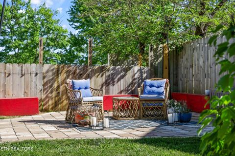 Tiny photo for 266 W Lincoln Rd, Alcoa, TN 37701 (MLS # 1338238)