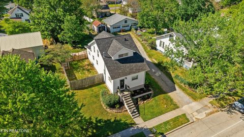 Tiny photo for 266 W Lincoln Rd, Alcoa, TN 37701 (MLS # 1338238)