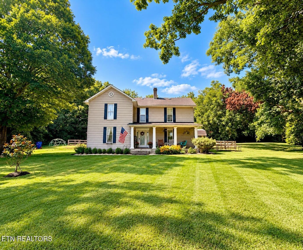 Photo of 3144 W Old A J Hwy, Strawberry Plains, TN 37871 (MLS # 1350718)