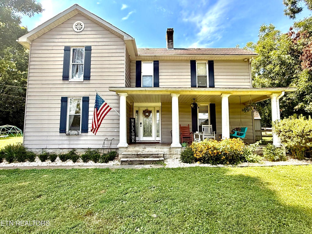 Photo of 3144 W Old A J Hwy, Strawberry Plains, TN 37871 (MLS # 1350718)