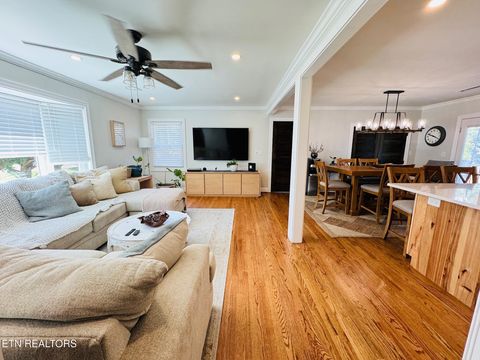 Photo of 1418 Southgate Rd, Knoxville, TN 37919 (MLS # 1339330)