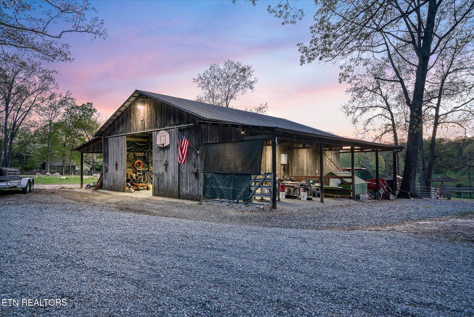 1563 Boyd Creek Rd