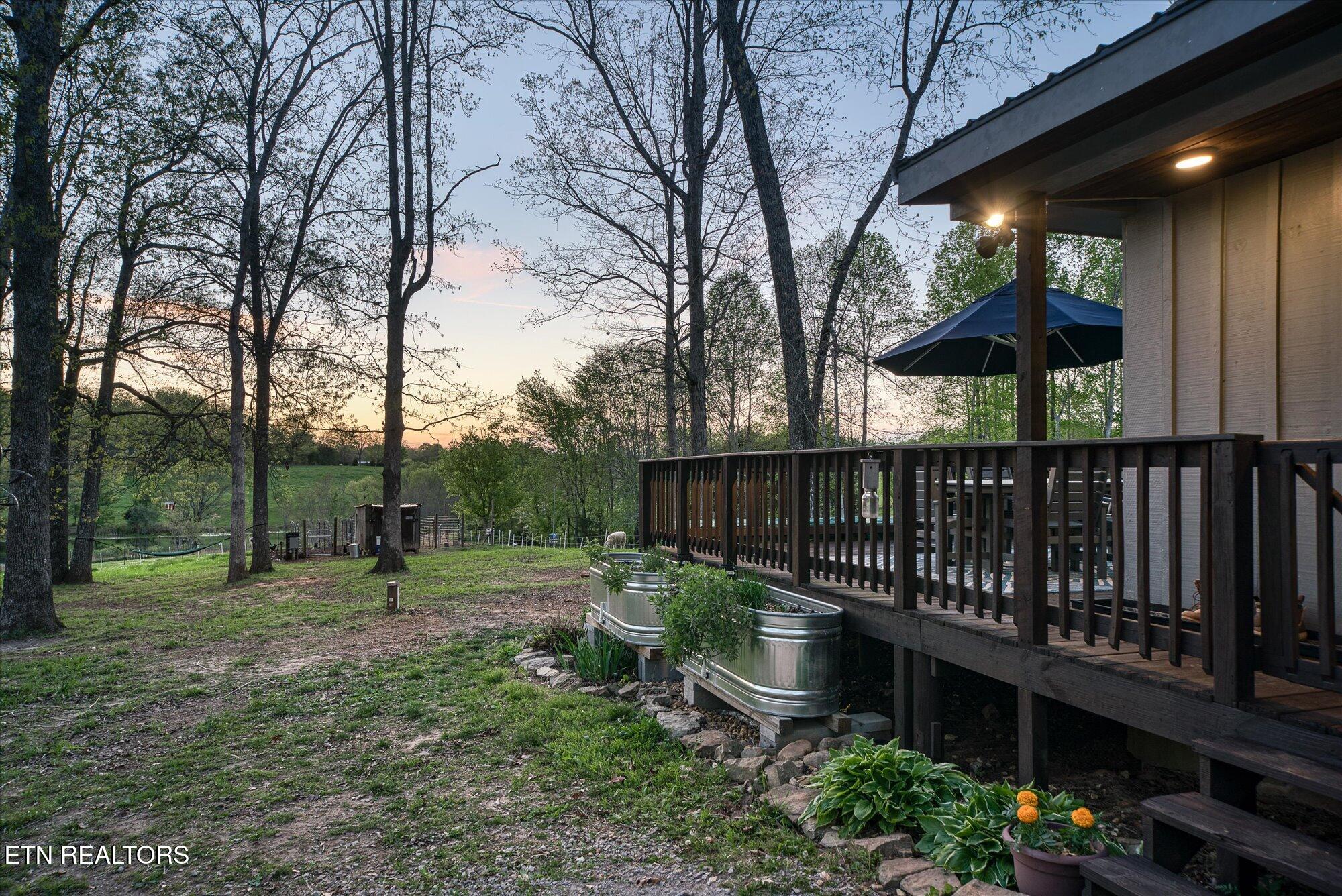 1563 Boyd Creek Rd