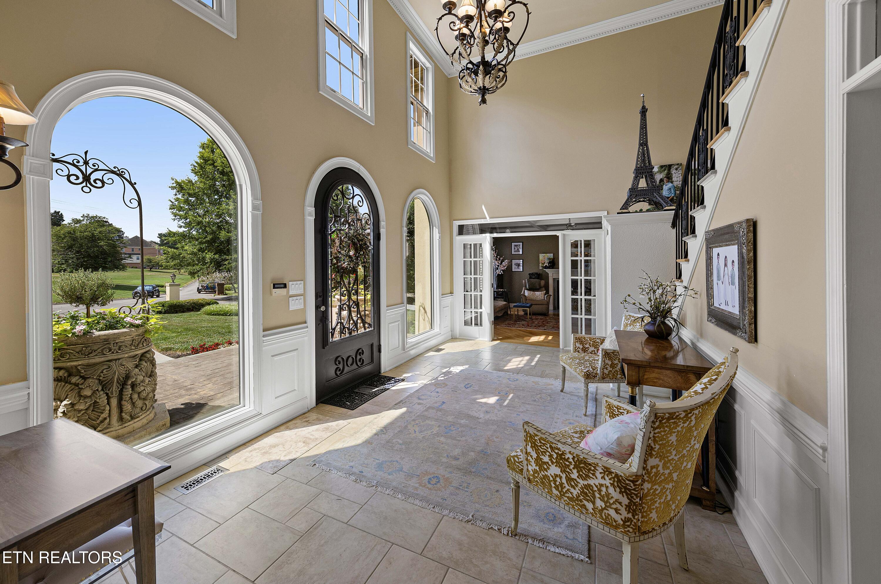 821 Lindenhall Circle