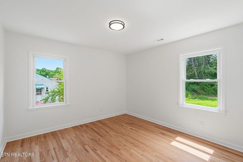 Tiny photo for 3109 Cross Valley Rd, Knoxville, TN 37917 (MLS # 1342604)