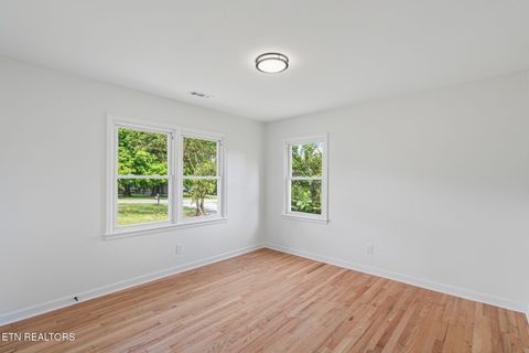 Tiny photo for 3109 Cross Valley Rd, Knoxville, TN 37917 (MLS # 1342604)