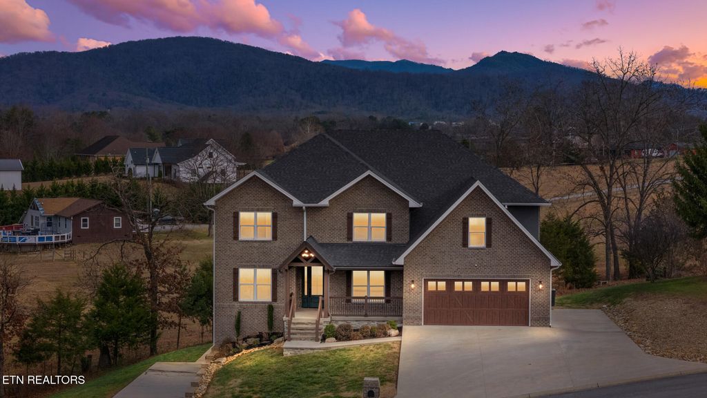 Photo of 118 Gallahad Court, Sevierville, TN 37876 (MLS # 1324835)