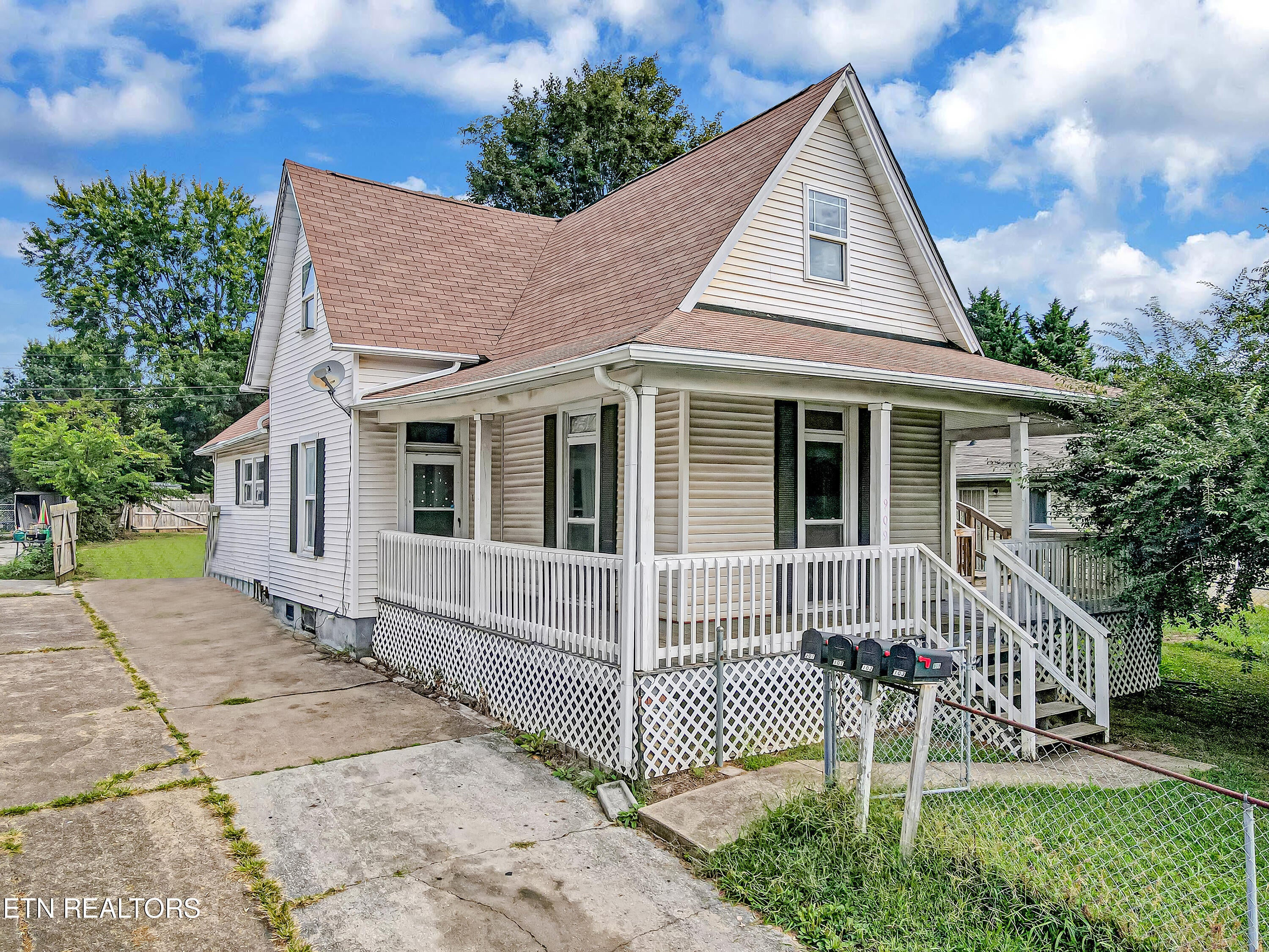 909 Atlantic Ave
