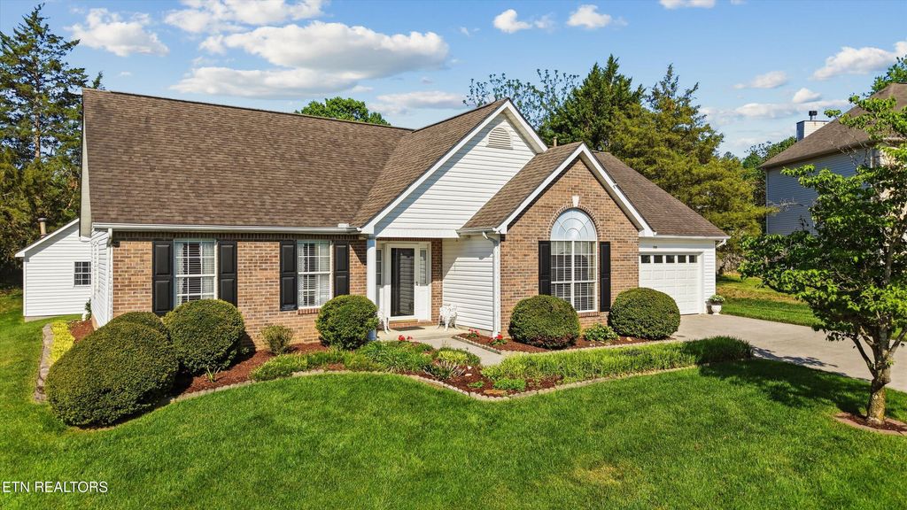 Photo of 1721 Totanka Lane, Knoxville, TN 37931 (MLS # 1337655)