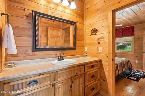 Tiny photo for 504 Twin Oak Mtn Lane, Townsend, TN 37882 (MLS # 1356159)