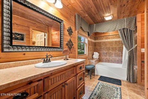 Tiny photo for 504 Twin Oak Mtn Lane, Townsend, TN 37882 (MLS # 1356159)