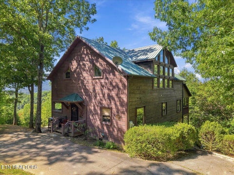 Tiny photo for 504 Twin Oak Mtn Lane, Townsend, TN 37882 (MLS # 1356159)