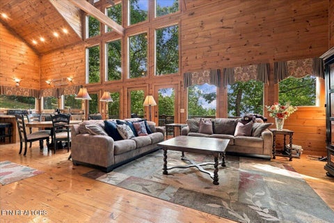 Tiny photo for 504 Twin Oak Mtn Lane, Townsend, TN 37882 (MLS # 1356159)
