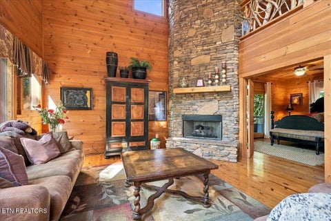 Tiny photo for 504 Twin Oak Mtn Lane, Townsend, TN 37882 (MLS # 1356159)