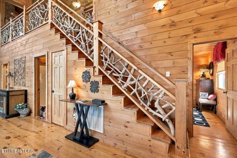 Tiny photo for 504 Twin Oak Mtn Lane, Townsend, TN 37882 (MLS # 1356159)