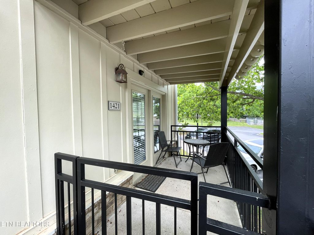 Photo of 1121 Tree Top Way 1421 WAY, Knoxville, TN 37920 (MLS # 1339376)