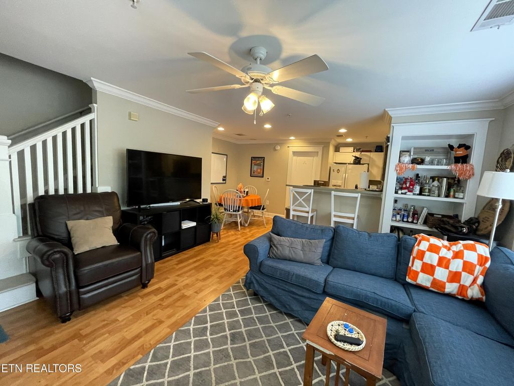 Photo of 1121 Tree Top Way 1421 WAY, Knoxville, TN 37920 (MLS # 1339376)