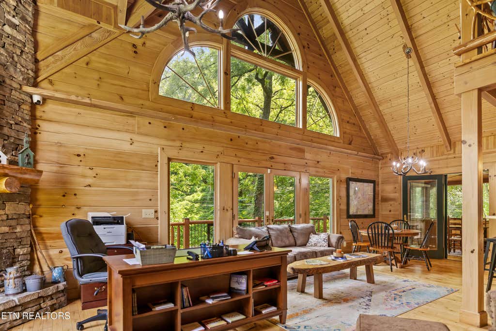 Photo of 6860 E Lamar Alex Pkwy, Townsend, TN 37882 (MLS # 1352926)
