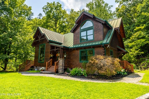 Photo of 6860 E Lamar Alex Pkwy, Townsend, TN 37882 (MLS # 1352926)