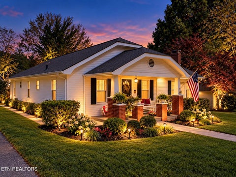 Tiny photo for 108 W Elm St, LaFollette, TN 37766 (MLS # 1358435)
