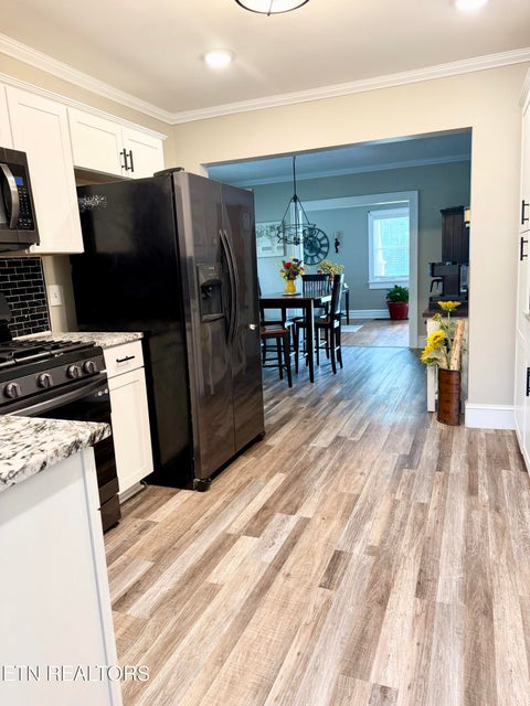 Tiny photo for 108 W Elm St, LaFollette, TN 37766 (MLS # 1358435)
