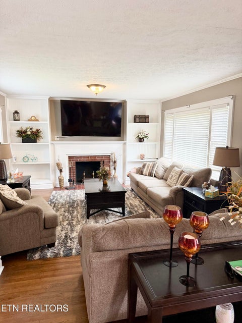 Tiny photo for 108 W Elm St, LaFollette, TN 37766 (MLS # 1358435)